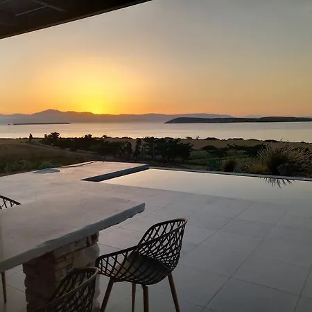 Nyaraló Hillhouse *